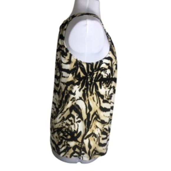 NWT Premise Studio Gathered Neck Sleeveless Animal Print Relaxed Fit Top Size L - Picture 4 of 10